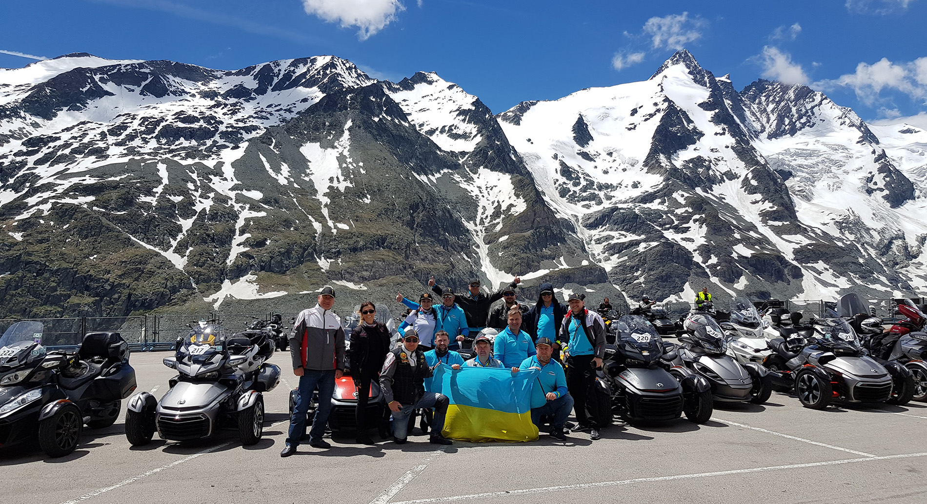8-11 июня 2017 состоялось интересное событие – покорение альпийской вершины Гроссглокнер (Австрия) на родстерах Can-Am Spyder.